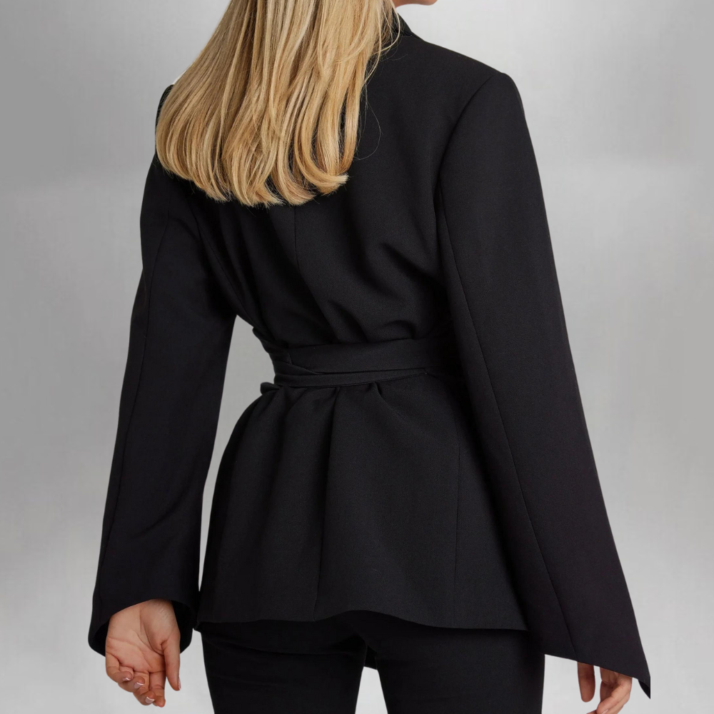 Clara | Blazer Élégant avec Ceinture pour des Tenues Raffinées