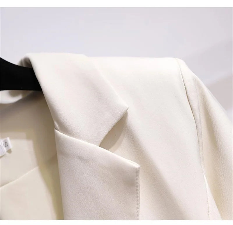 NOVIRA | Robe Tailleur Élégante