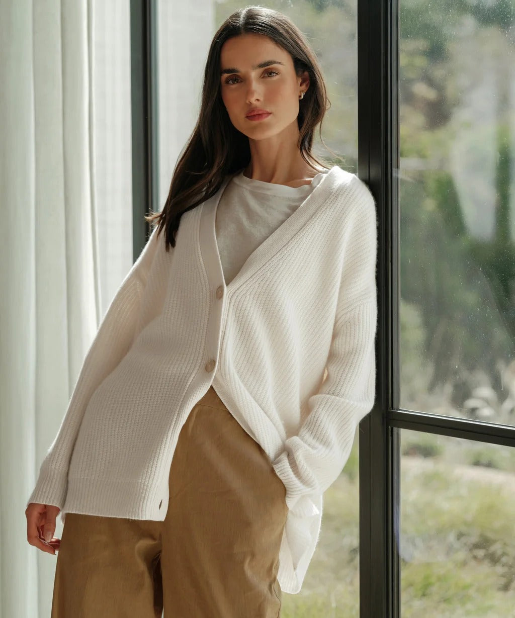 Lena | Exquisite blended cashmere wool cardigan for classic elegance