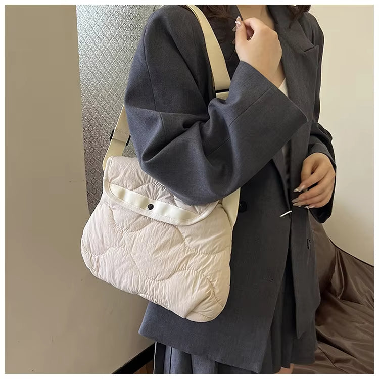 Madelynn | Tyylikäs ja monipuolinen olkalaukku useilla lokeroilla