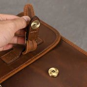 Zakai | Monikäyttöinen olkalaukku, jossa useita järjestelytaskuja matkalle