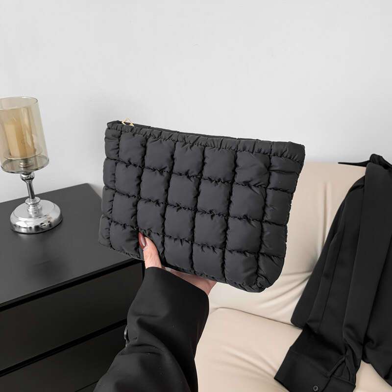 Sophie | Quilted sminkepung med glidelås