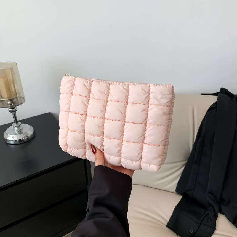 Sophie | Quilted sminkepung med glidelås