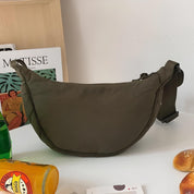 Stylish purple dumpling shoulder bag for fashionable women