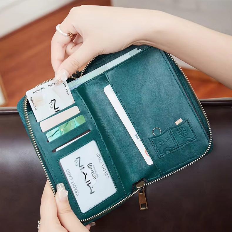 Samira | RFID-blokkerende passholder med armbånd for reise