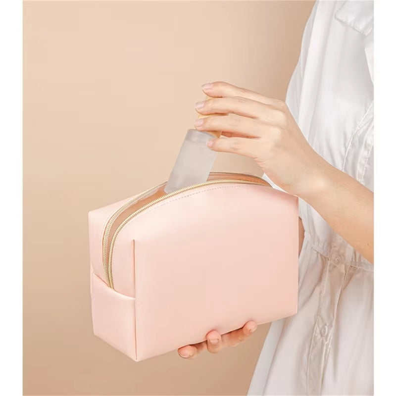 Luella | Trousse de maquillage portable imperméable en PU