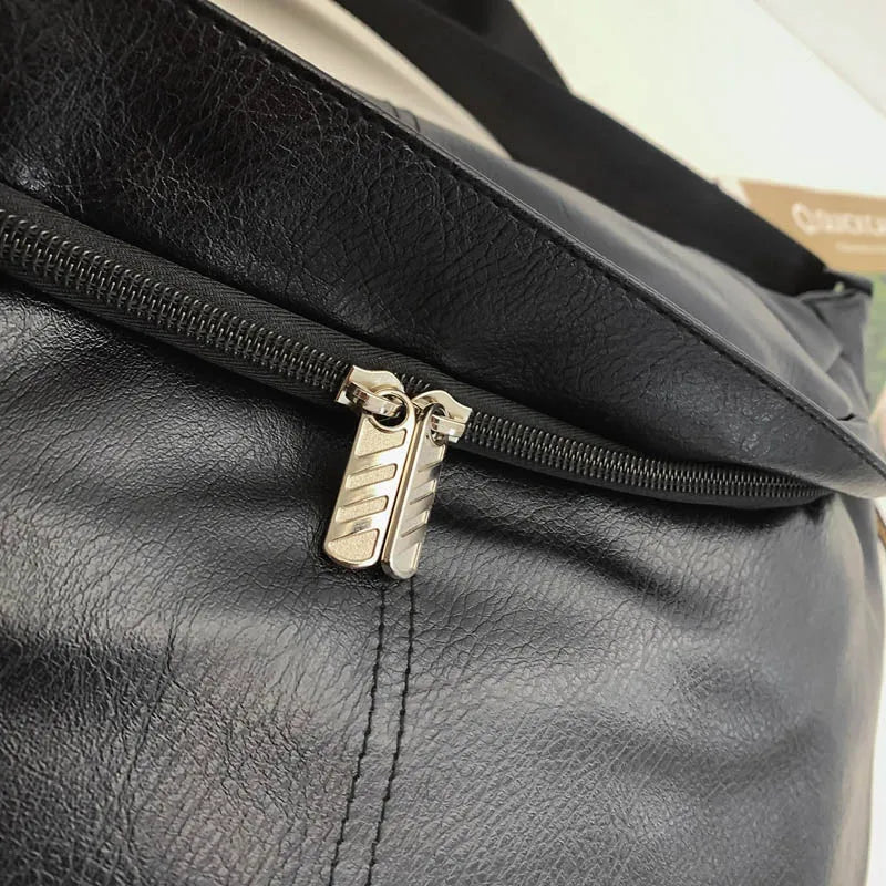 Alaya | Suuri nahkainen olkalaukku retrotyyliin matkustamiseen