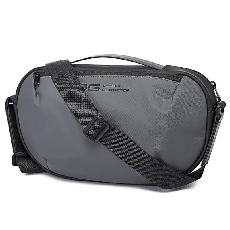 Maddison | Anti-theft shoulder bag with USB charging port