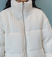 Brielle | Tyylikäs tikattu samettitakki