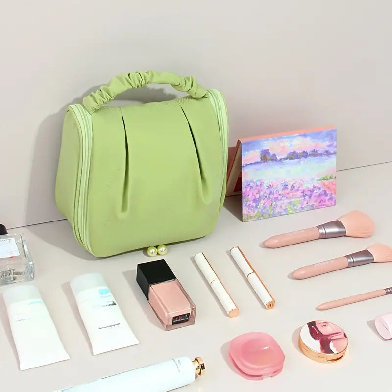 Reya | Elegant, romslig og reisevennlig organizer