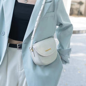 Cecelia | Kompakti ja tyylikäs olkalaukku