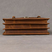 Zakai | Monikäyttöinen olkalaukku, jossa useita järjestelytaskuja matkalle