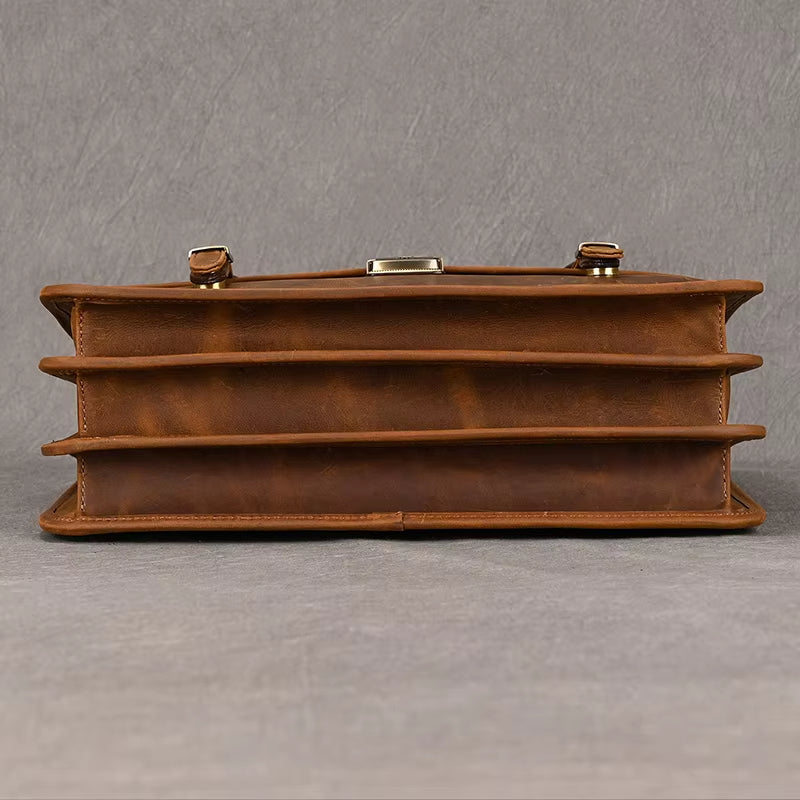 Zakai | Monikäyttöinen olkalaukku, jossa useita järjestelytaskuja matkalle