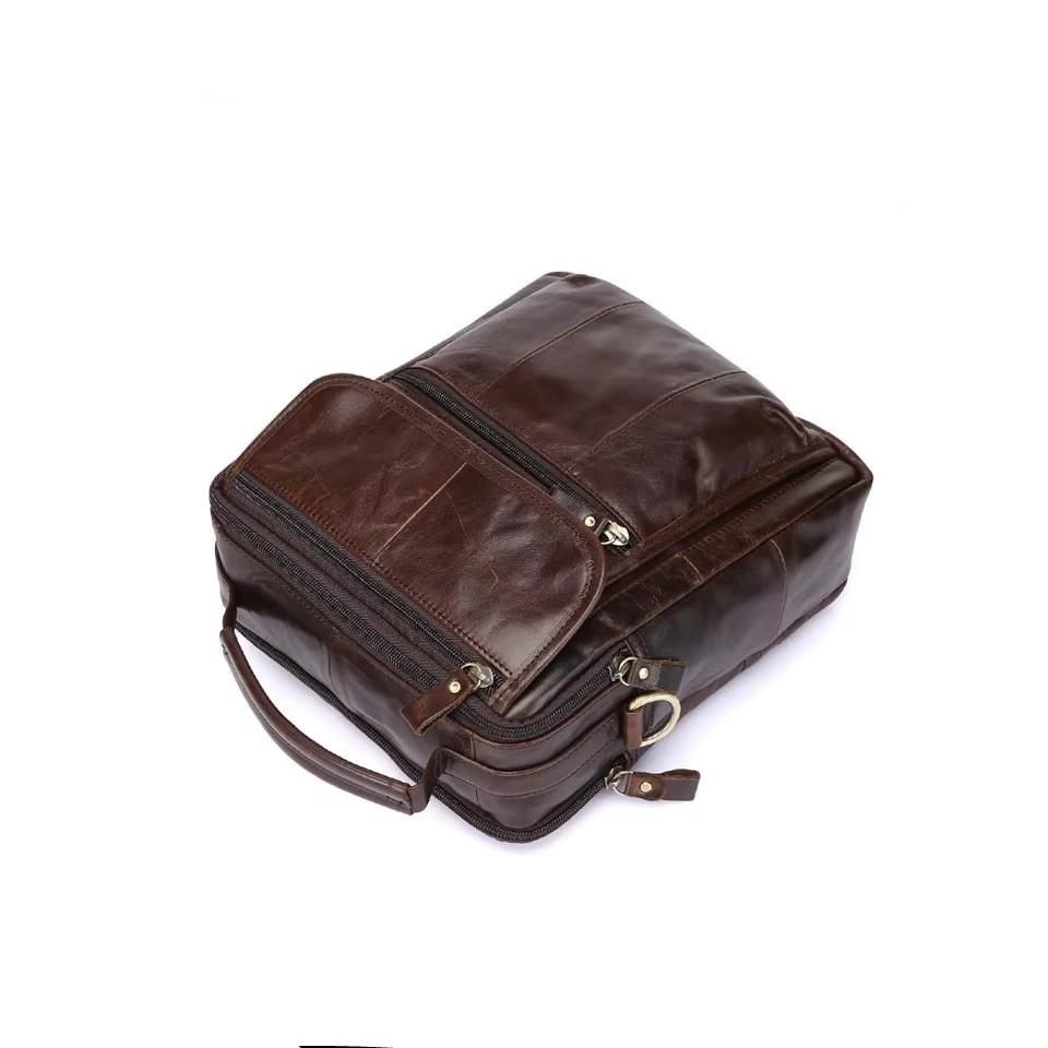 Izaiah | Pieni nahkainen olkalaukku