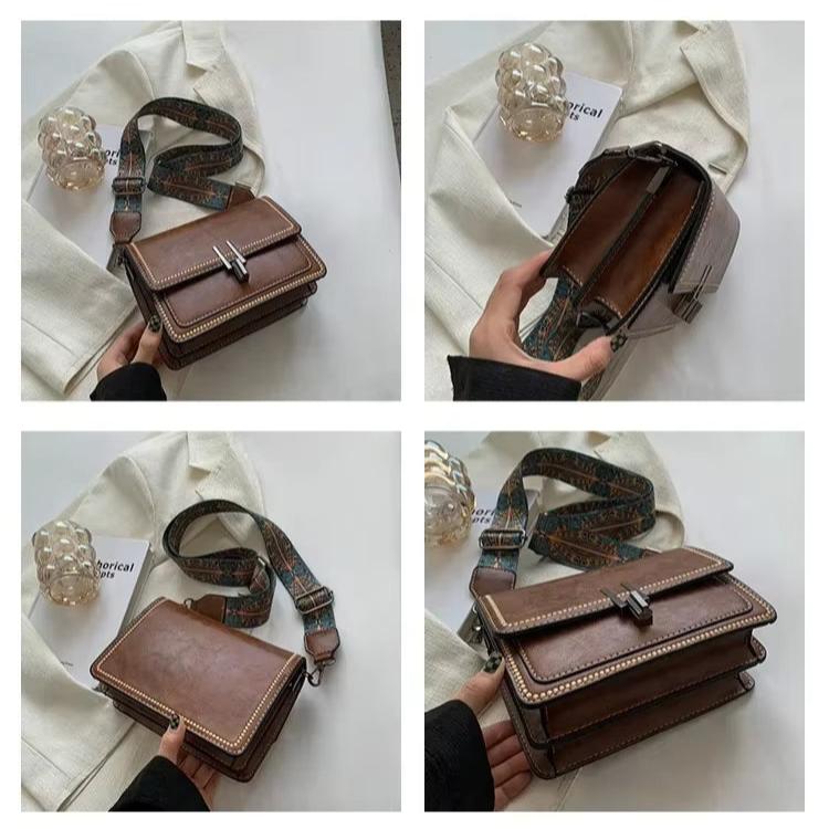 Demi | Mini neliönmallinen retro olkalaukku