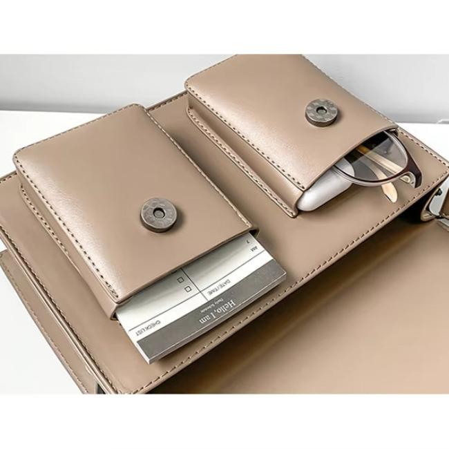 Marlee | Monikäyttöinen kompakti neliönmuotoinen olkalaukku