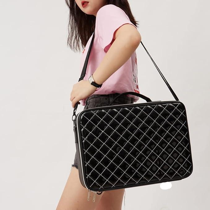 Barbara | Trousse de maquillage de voyage élégante et pratique à motif argyle