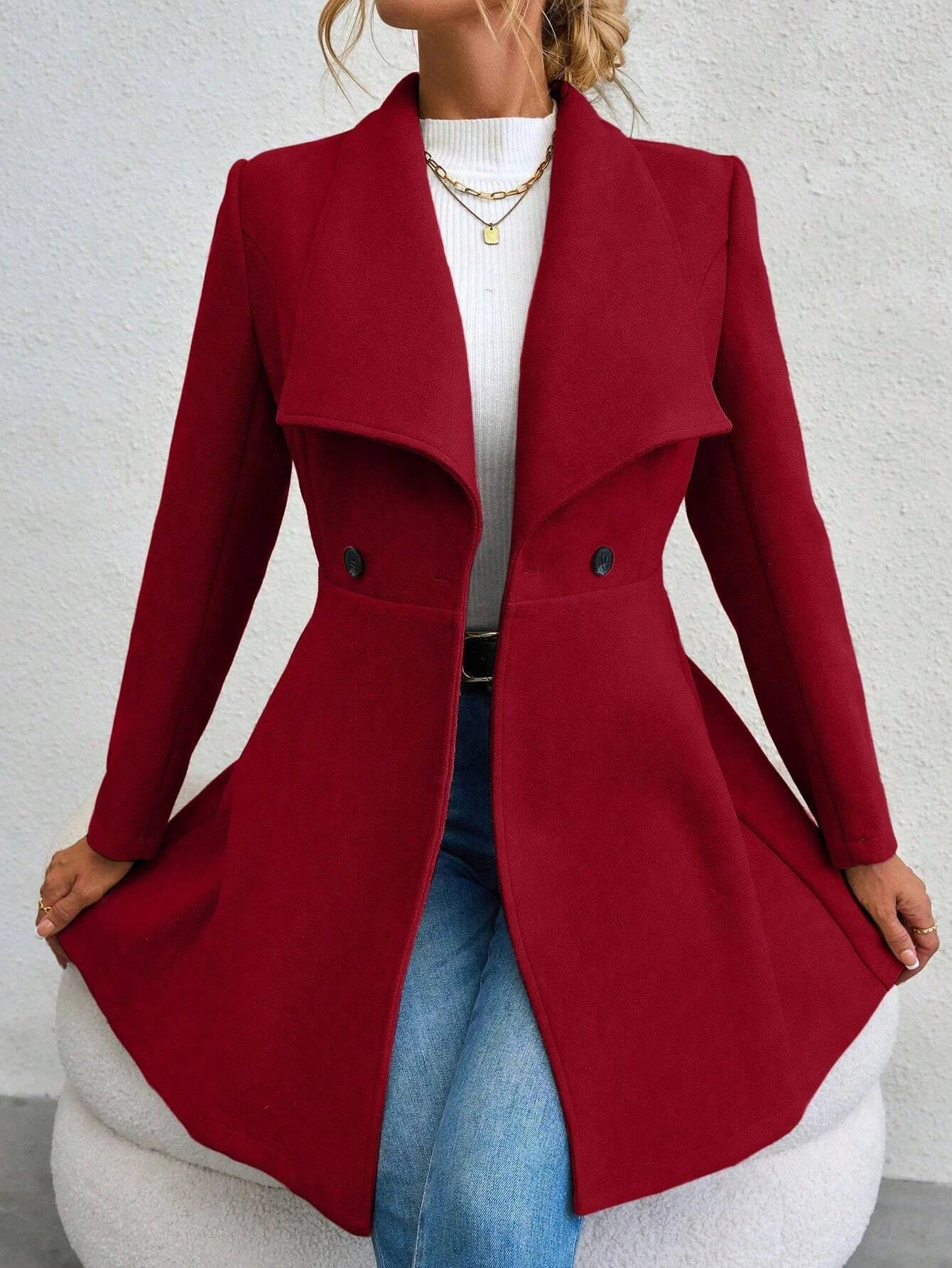 Mia | Manteau Rouge Élégant à Revers