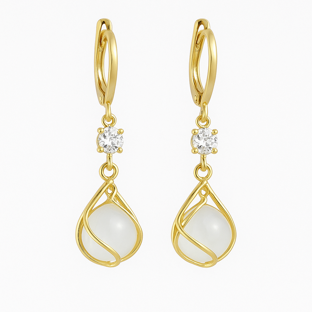Boucles d'oreilles en or avec opale blanche – Un bijou élégant pour toutes les occasions 0