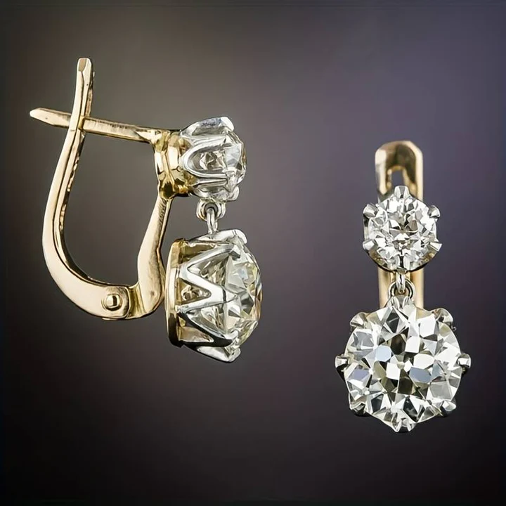Boucles d'oreilles vintage ornées de zirconiums cubiques – Des bijoux élégants pour toutes les occasions 0