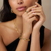 Bracelet femme en or en forme de T - Design élégant et style 2