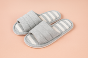 Chaussons pour femme à semelles antidérapantes | Confortables et élégants 10