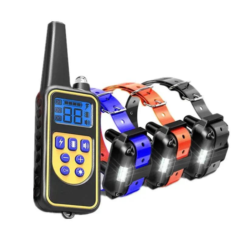 Collier de chien électrique imperméable avec télécommande - rechargeable, réglable pour toutes les tailles, options d'entraînement humain 1