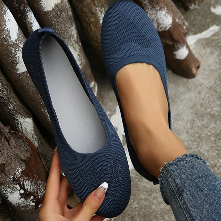 Comfortable Women's Breathable Walking Shoes for All-Day Support and Versatile Style 1