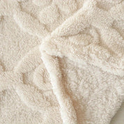 Couette d'hiver avec broderie de feuilles pour le confort et le style en microfibre 2