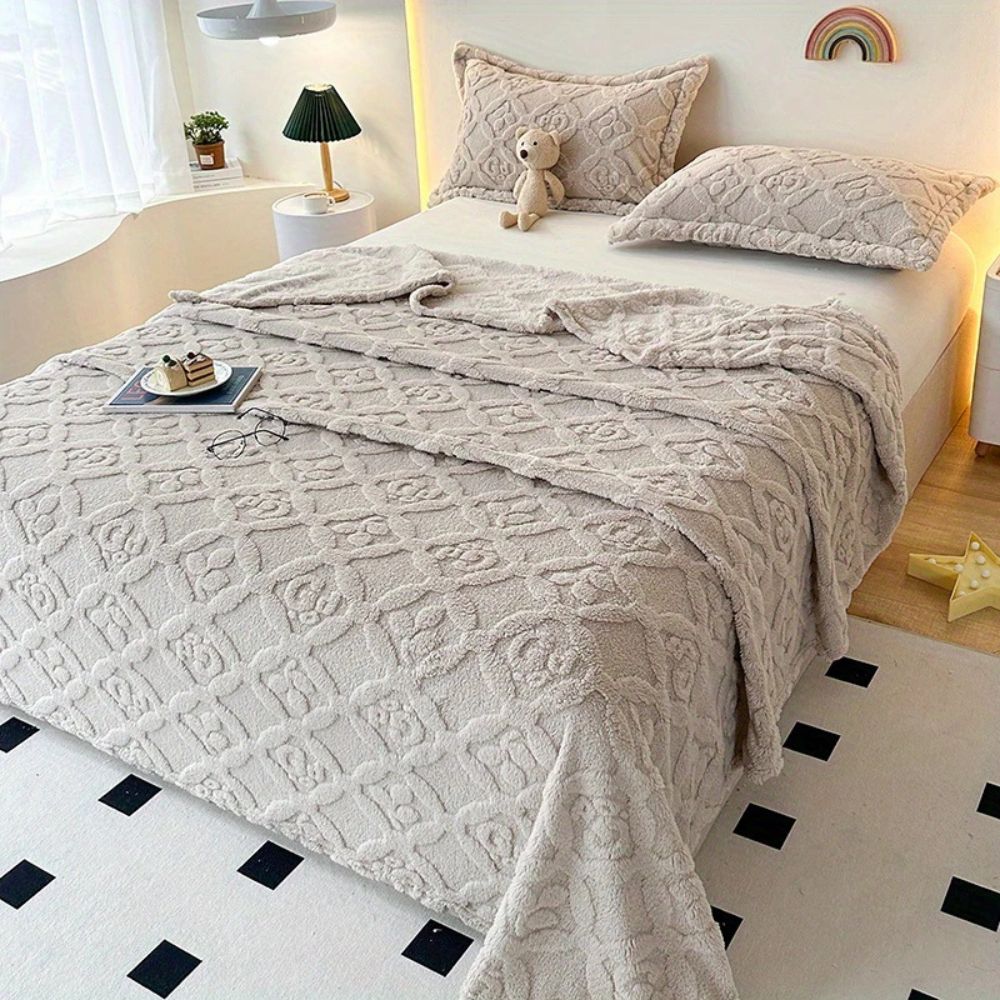 Couette d'hiver avec broderie de feuilles pour le confort et le style en microfibre 6