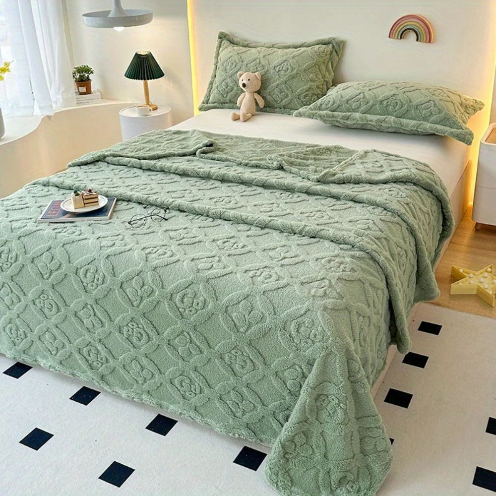 Couette d'hiver avec broderie de feuilles pour le confort et le style en microfibre 8
