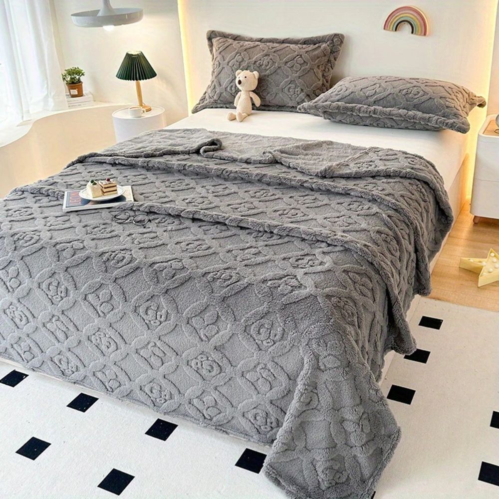 Couette d'hiver avec broderie de feuilles pour le confort et le style en microfibre 9