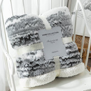 Couverture Sherpa en velours doux pour plus de confort et de chaleur 3