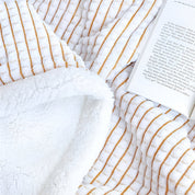 Couverture Sherpa gaufrée douce pour un confort et une chaleur ultimes 3