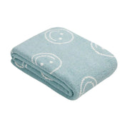 Couverture câline avec visage souriant pour plus de confort et de style 10