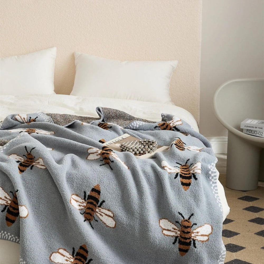 Couverture douillette avec motif d'abeille pour plus de confort et de style 2
