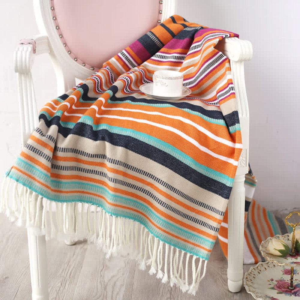 Couverture rayée colorée avec pompons pour la maison en coton acrylique 1
