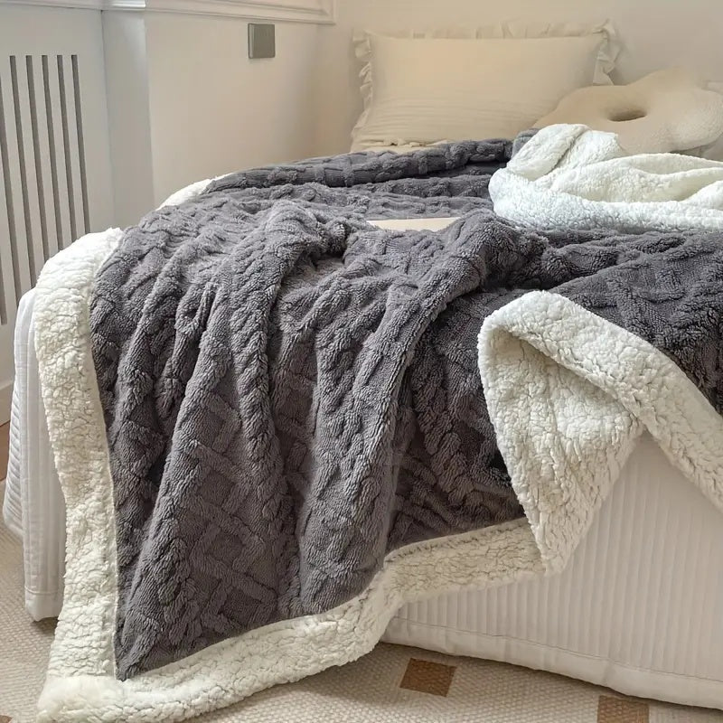 Couverture réversible en polaire Sherpa pour plus de confort 2
