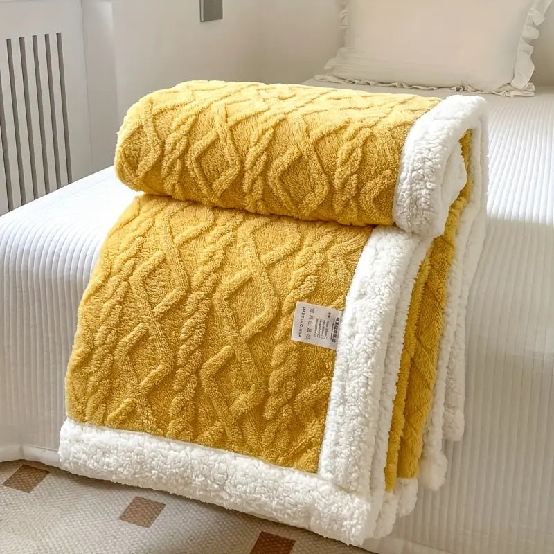 Couverture réversible en polaire Sherpa pour plus de confort 8