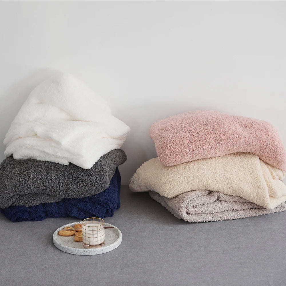 Couverture tricotée douce et minimaliste pour plus de confort et de style 4