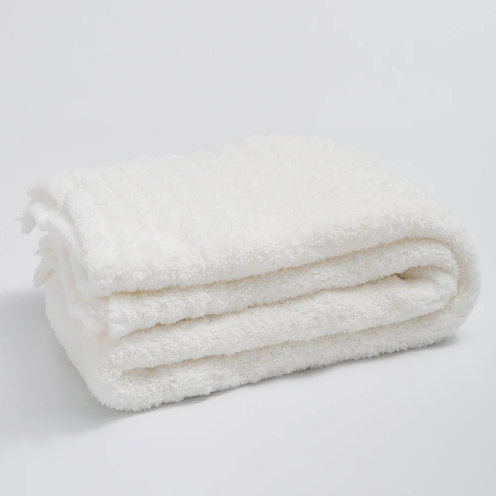 Couverture tricotée douce et minimaliste pour plus de confort et de style 6
