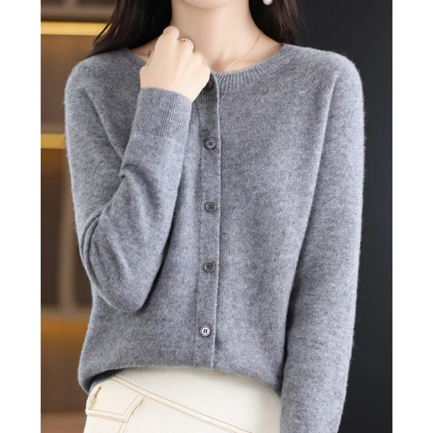 DANIELLE | Cardigan col rond en pure laine mérinos pour femme 10