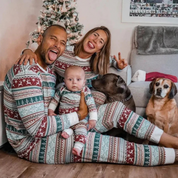 Ensemble de pyjamas de Noël pour toute la famille, en tissu doux assorti pour tous les âges 2