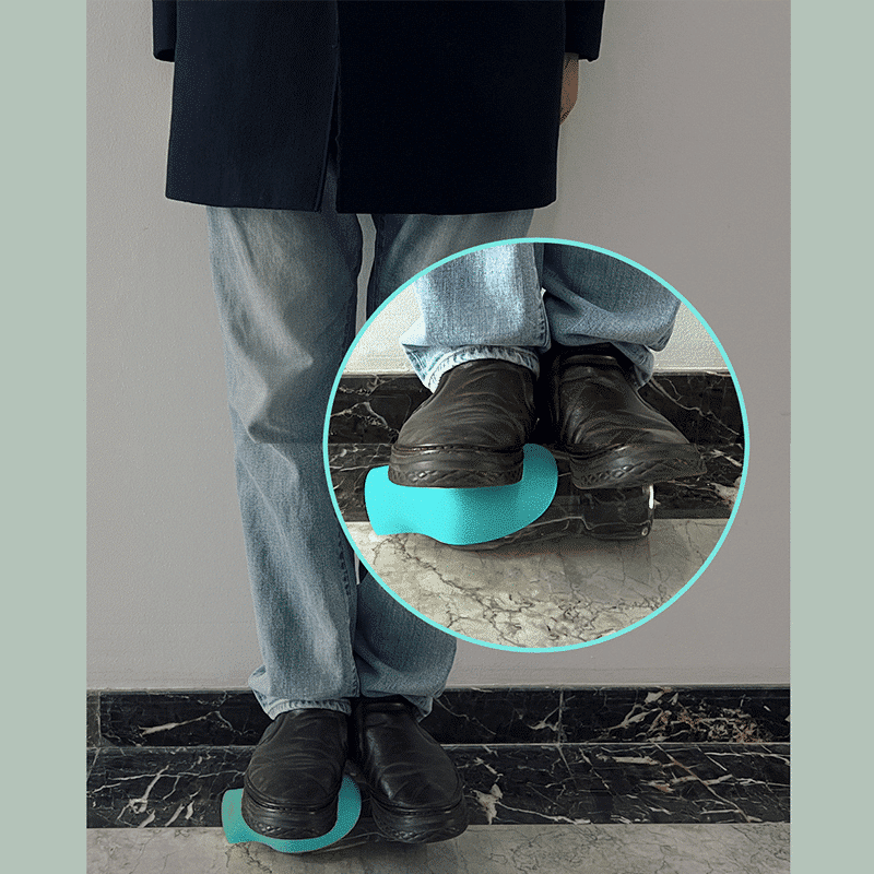 Gourde de voyage pour chiens avec gamelle pliable et étanche, grande capacité 800 ml (27,05 oz). 3