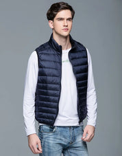 Gilet Premium Alex | Moderni, ultrakevyt ja tyylikäs liivi miehille