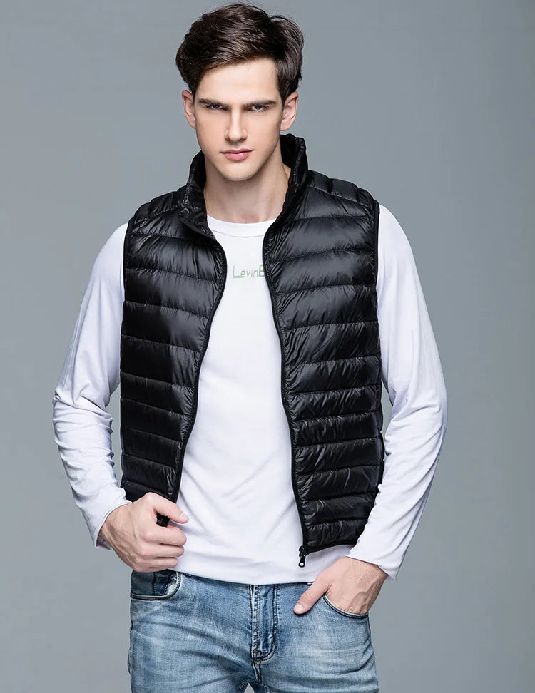 Gilet Premium Alex | Moderni, ultrakevyt ja tyylikäs liivi miehille