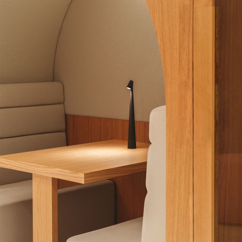 Lampe à faisceau minimaliste 6