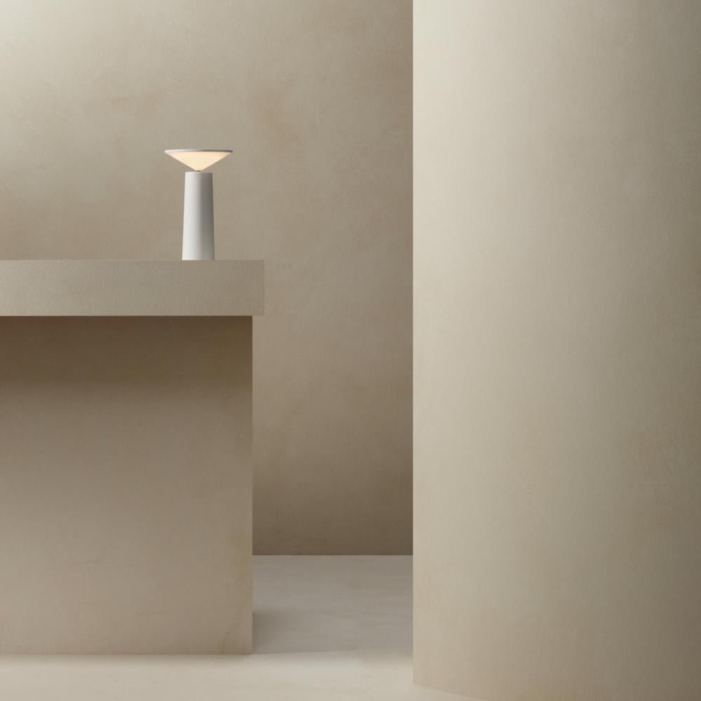 Lampe de table Aurora - Dimmable et moderne 6