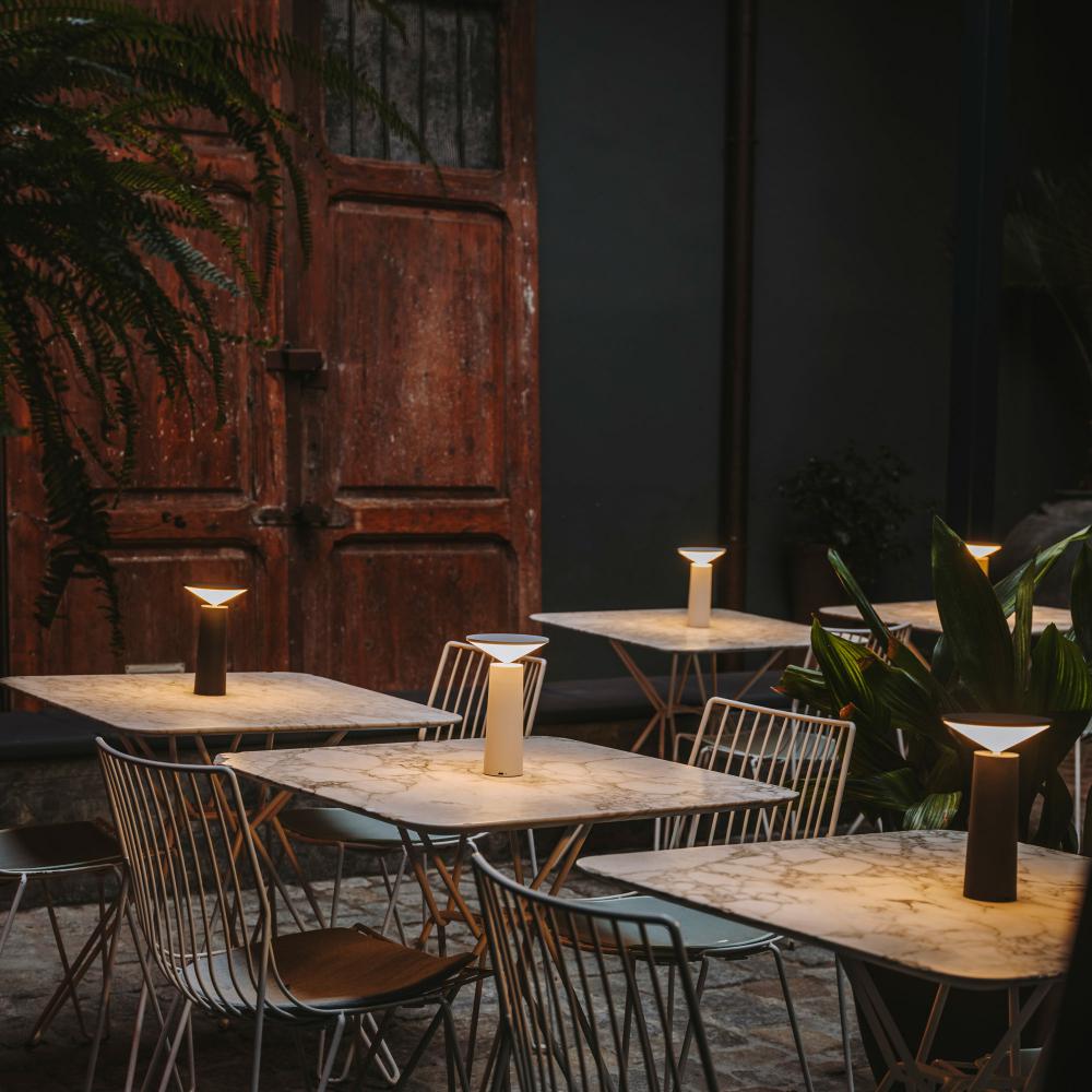 Lampe de table Aurora - Dimmable et moderne 8