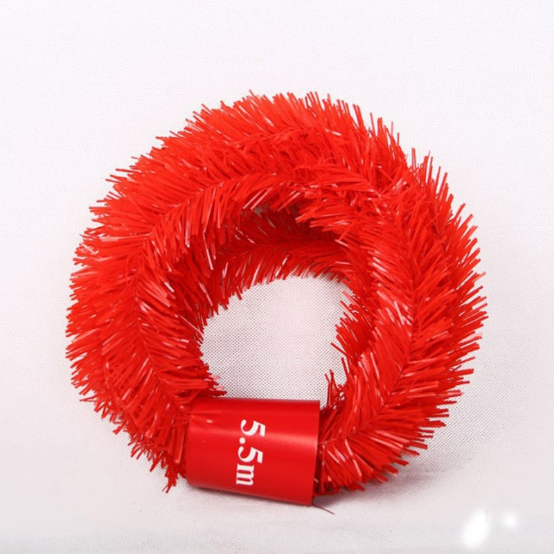 Longue décoration de Noël avec un sapin 2